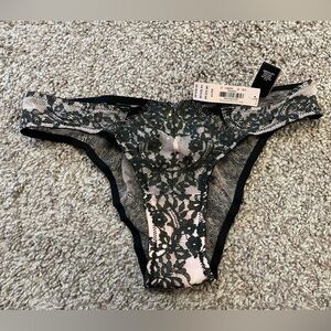NWT Victoria’s Secret embellished cheekini size XS